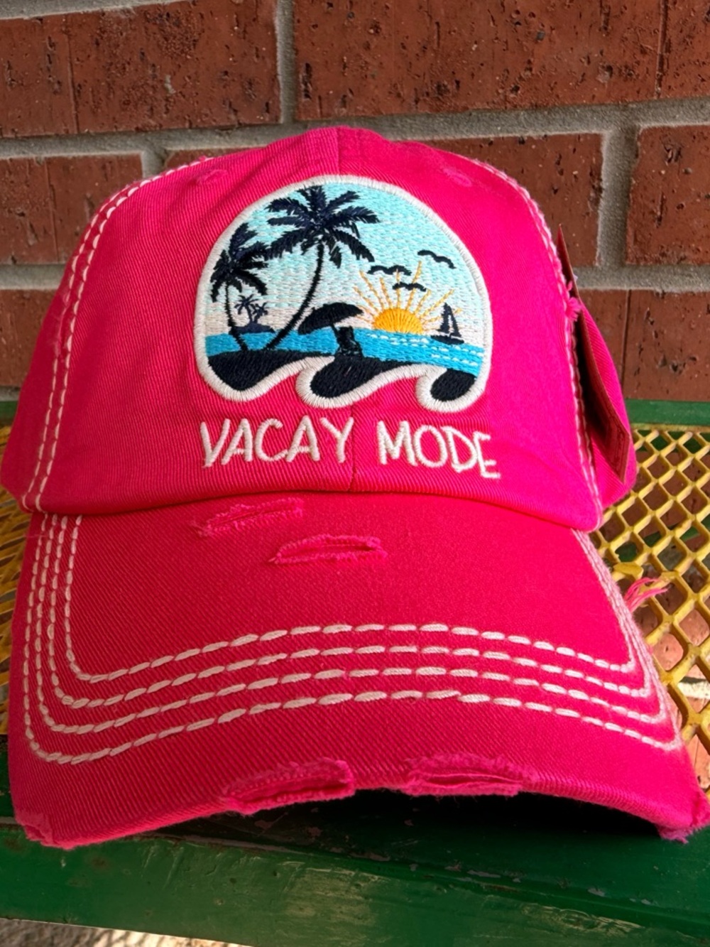 NWT KBETHOS Hot Pink 'VACAY MODE' Embroidered Baseball Cap - Picture 4 of 7